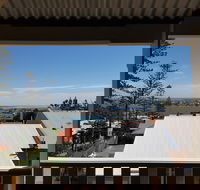 Newcastle Short Stay Apartments - Vista Apartment - Kalgoorlie Accommodation