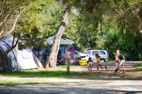 Rosebud Foreshore Camping - Kalgoorlie Accommodation 2