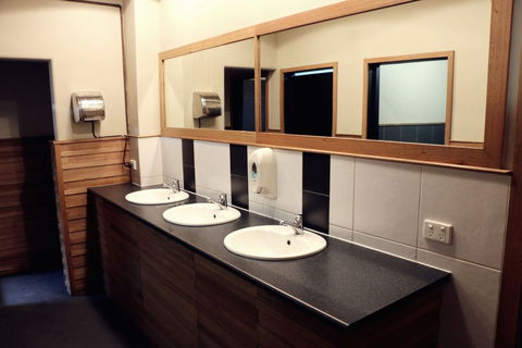 All Nations Hostel Melbourne - Kalgoorlie Accommodation 2