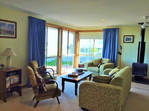 Avalon - Kalgoorlie Accommodation 2