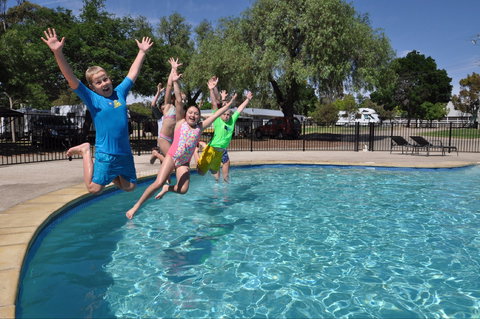 BIG4 Riverside Swan Hill - Kalgoorlie Accommodation 2