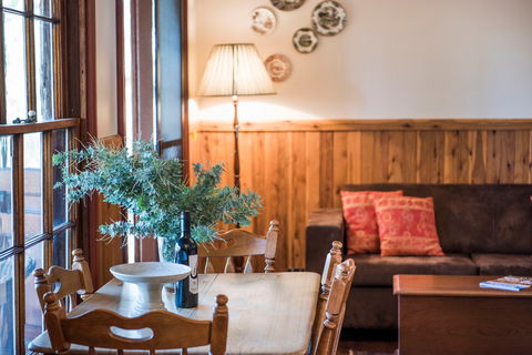 Ilkley Cottages - Kalgoorlie Accommodation 2