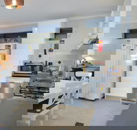Kangaroo Island Salty Air Holiday  Apartments - Kalgoorlie Accommodation