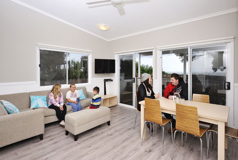 NRMA Portland Bay Holiday Park - Kalgoorlie Accommodation 2
