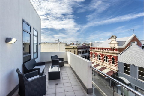 Quality Suites Fremantle - Kalgoorlie Accommodation 0