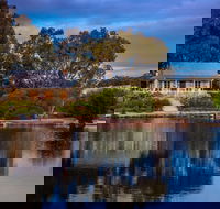 Stonewell Cottages and Vineyards - Kalgoorlie Accommodation