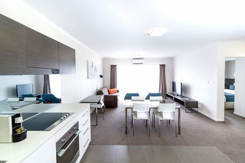Abode Tuggeranong - Kalgoorlie Accommodation 2