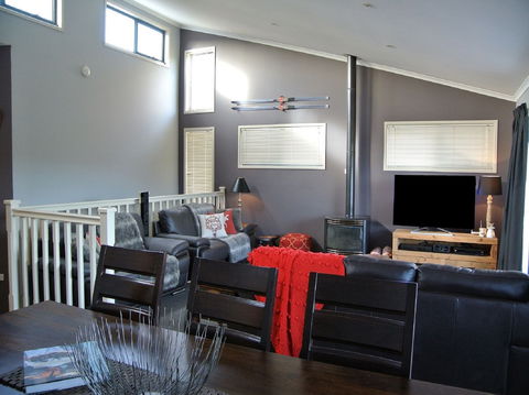 Acacia 2 - Kalgoorlie Accommodation 2