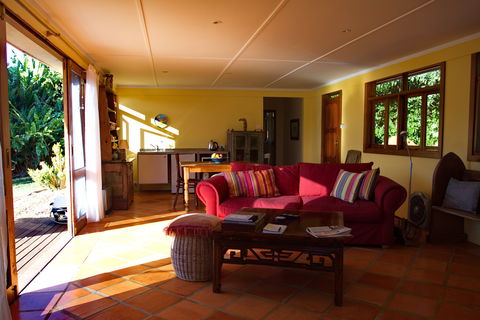 Alfie's - Kalgoorlie Accommodation 0