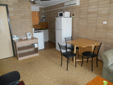 Anchorage Unit 2 - Kalgoorlie Accommodation 2