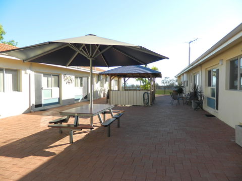 API Pelican Beach Front Apartments Kalbarri - Kalgoorlie Accommodation 2