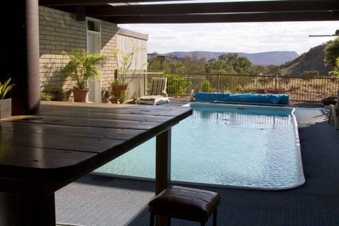 Cavenagh Lodge Bed And Breakfast - Kalgoorlie Accommodation 0