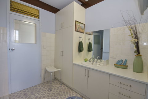 Cavenagh Lodge Bed And Breakfast - Kalgoorlie Accommodation 2