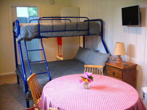 Cedar Grove Farmstay - Kalgoorlie Accommodation 0