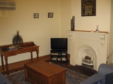 Harriett's Cottage Accommodation - Kalgoorlie Accommodation 2