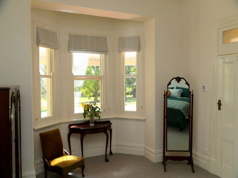 Hilton Homestead - Kalgoorlie Accommodation 2