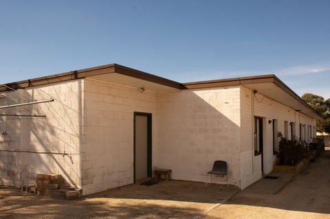 Kimba Units - Apartment 5 - Kalgoorlie Accommodation 1