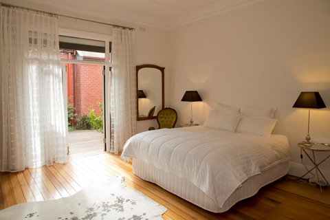 Mollisons - Kalgoorlie Accommodation 1