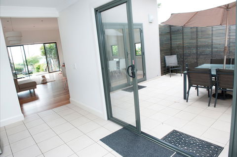 Neptune - Kalgoorlie Accommodation 1