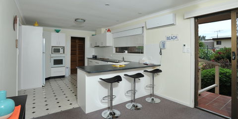 Seaview's Holiday House - Kalgoorlie Accommodation 1