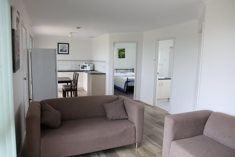 Tarnasey Farm - Grandma's Getaway - Kalgoorlie Accommodation 1