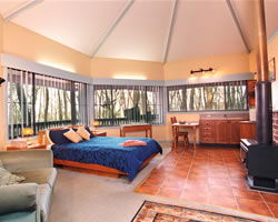 Possums Hideaway - Kalgoorlie Accommodation 1