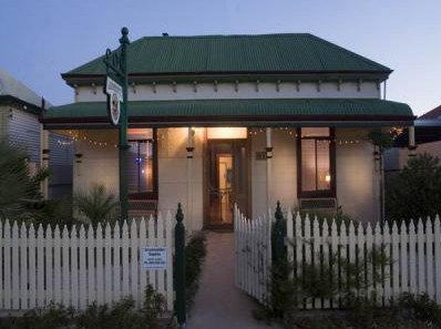 Emaroo Cottages - Kalgoorlie Accommodation 0