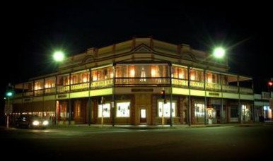 The Astra - Kalgoorlie Accommodation 0