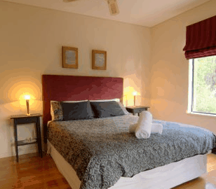 Island Brook Estate Chalets & Winery - Kalgoorlie Accommodation 4