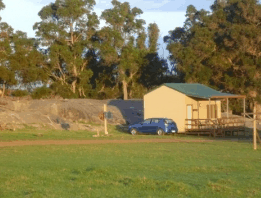 Ayr Sailean - Kalgoorlie Accommodation 2