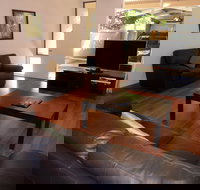 Adelaide Serviced Accommodation - Archer Townhouse - Kalgoorlie Accommodation