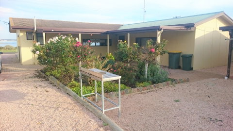 Beautiful View - Kalgoorlie Accommodation 1