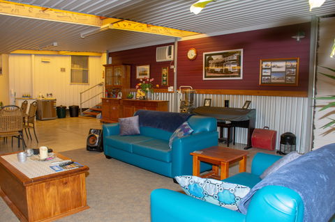 Chrissie's Dongara - Kalgoorlie Accommodation 1