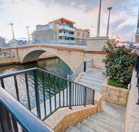Dolphin Quay 3 Bedroom Apartment - Kalgoorlie Accommodation