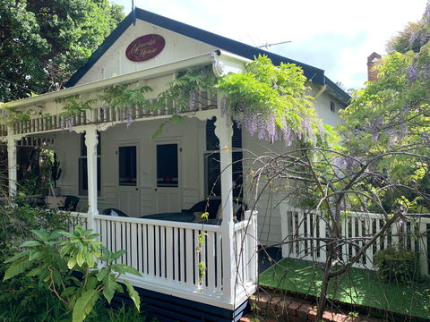 Genesta House Bed & Breakfast - Kalgoorlie Accommodation 0