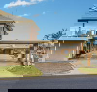 Hybiscus Waterfront Apartments - Kalgoorlie Accommodation