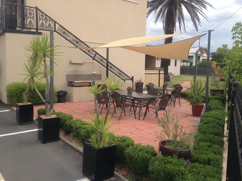 Inverell Terrace Motor Lodge - Kalgoorlie Accommodation 2