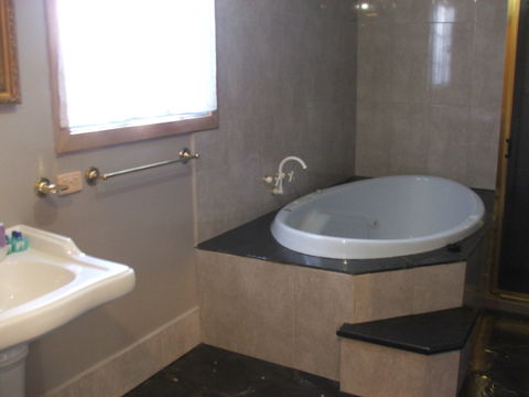 Mintaro Hideaway - Kalgoorlie Accommodation 2