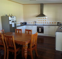 Phoenix Cottage - Kalgoorlie Accommodation