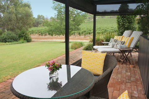 Seppeltsfield Vineyard Cottage - Kalgoorlie Accommodation 2