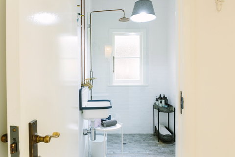 The Greenhouse  Retreat Pearl Beach - Kalgoorlie Accommodation 1