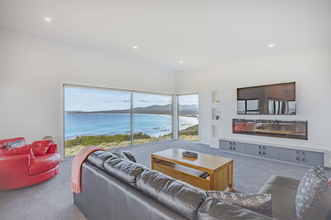 Tranquility Bay Of Fires - Kalgoorlie Accommodation 2