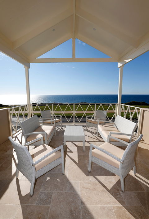 Aldinga Beach Getaways - Kalgoorlie Accommodation 1