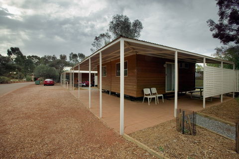 Ayers Rock Campground - Kalgoorlie Accommodation 1