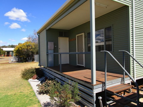 Caddy Shack Dunedoo - Kalgoorlie Accommodation 1