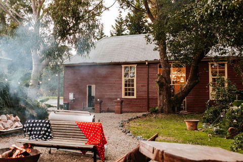 Coolangatta School House - Kalgoorlie Accommodation 0
