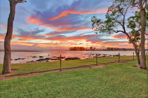 Discovery Parks - Tannum Sands - Kalgoorlie Accommodation 0