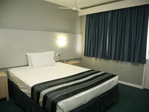 Flinders Motel - Kalgoorlie Accommodation 0