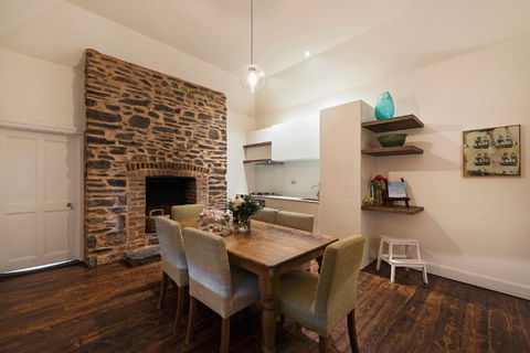 Jacob's Estate Cottage - Kalgoorlie Accommodation 2