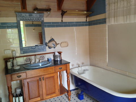 Longbeach Clifftop Retreat - Kalgoorlie Accommodation 2